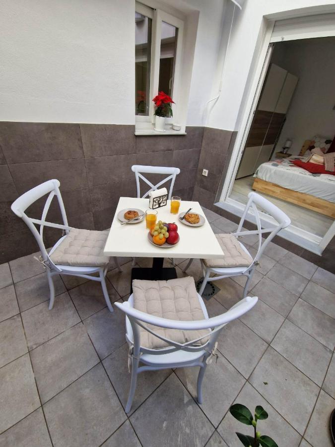 Francisco Cano Apartment فوينخيرولا المظهر الخارجي الصورة